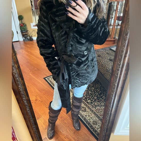 JLo By Jennifer Lopez Outerwear Black Faux Fur Double Breasted Jacket With Tie - Picture 17 of 17